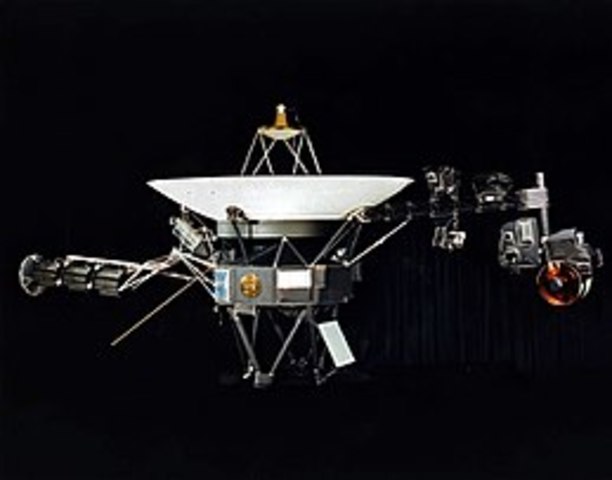 VOYAGER 1 Y 2