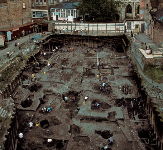 Mass grave from the time of the Civil War found near the Walls
