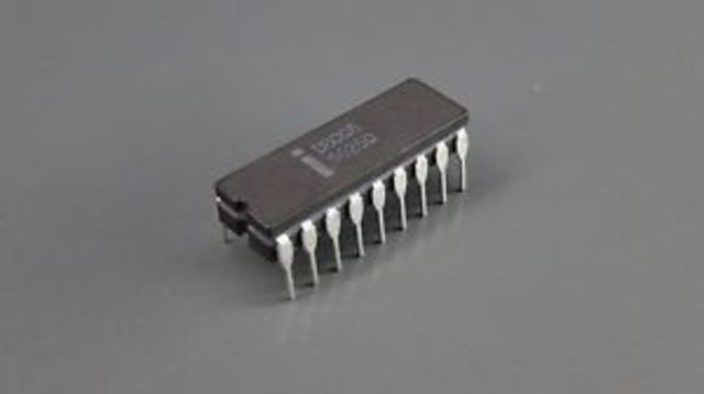 Primer microprocesador