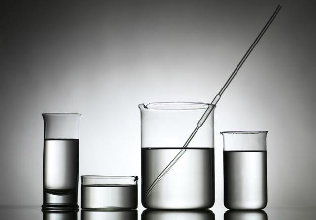 descubrimiento del agua rejia, por Gaber