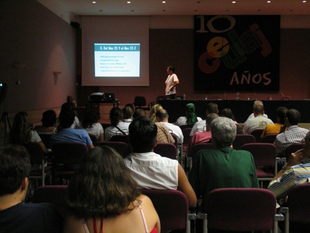 Presentación oral de estudiantes de grado 11