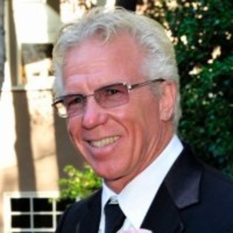 Wayne Hodgins    -OA y LEGO