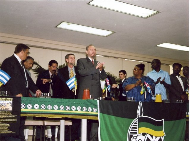 2007: Se aprueba por la Asamblea General de las Naciones Unidas. Día Mundial de la Alimentación (16 de Octubre)