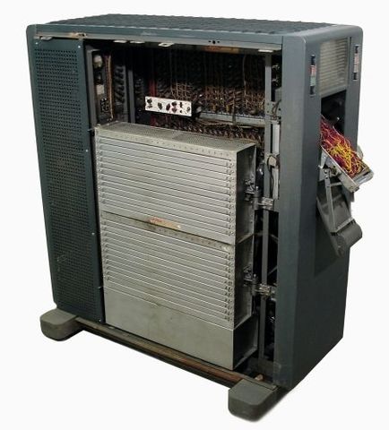 IBM modelo 604s.
