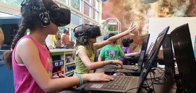 1989 - Realidade Virtual