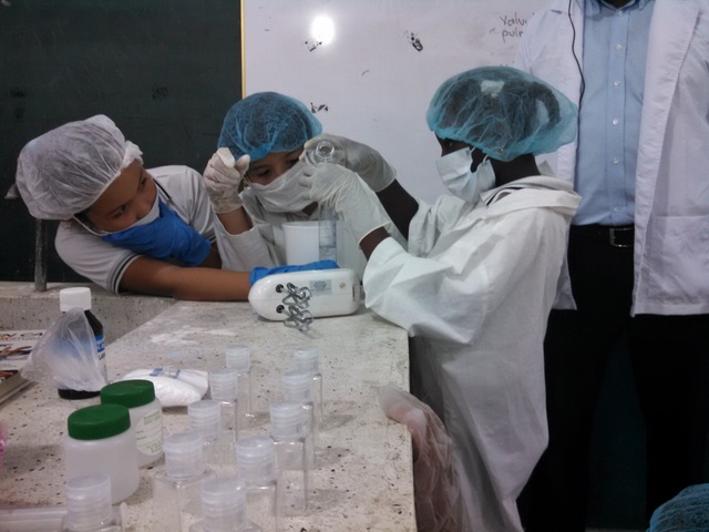 Hoy formando pequeños emprendedores