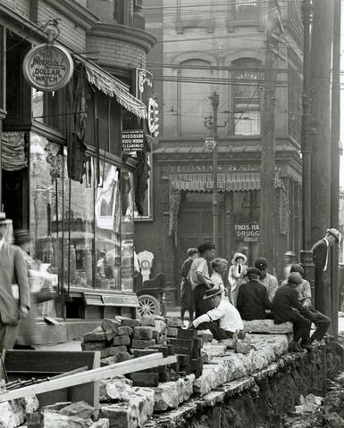 School Museum Opens for Visual Instruction