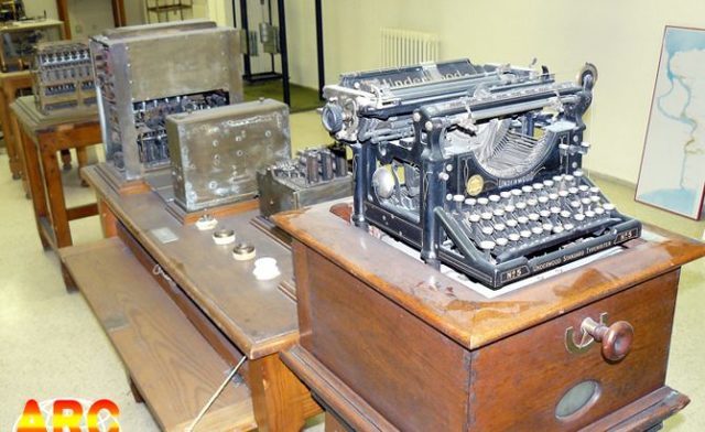 Aritmómetro electromecánico