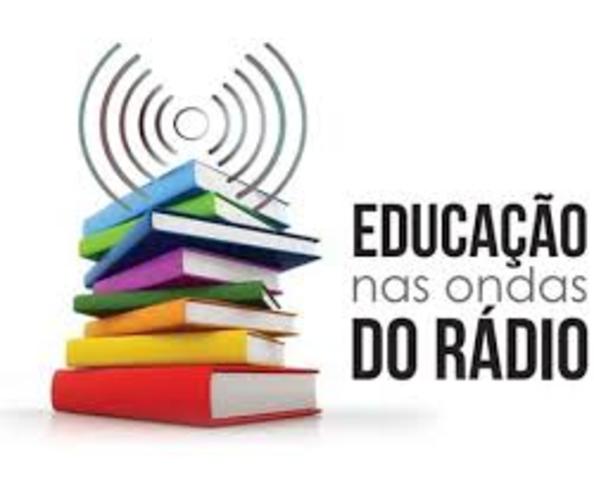 RÁDIO - união de três tecnologias, a telegrafia, o telefone sem fio e as ondas de transmissão