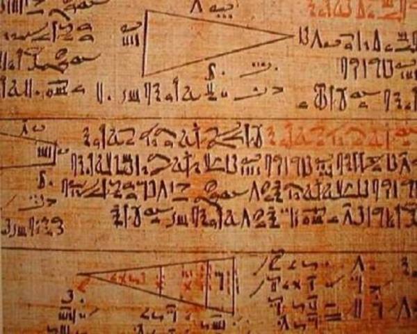 Desarrollo de sistema decimal en Egipto