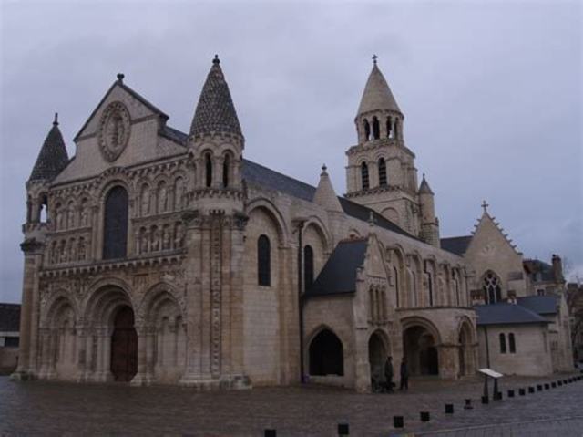 Descartes ingresa a la Universidad