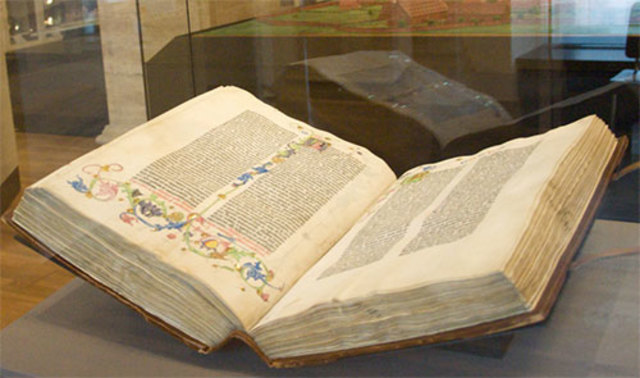 PRIMEIRO LIVRO IMPRESSO