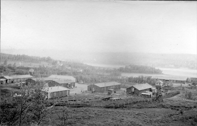 Biskoper og lærere legger ned sine verv
