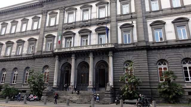 Universidad de Napoles de Federico II