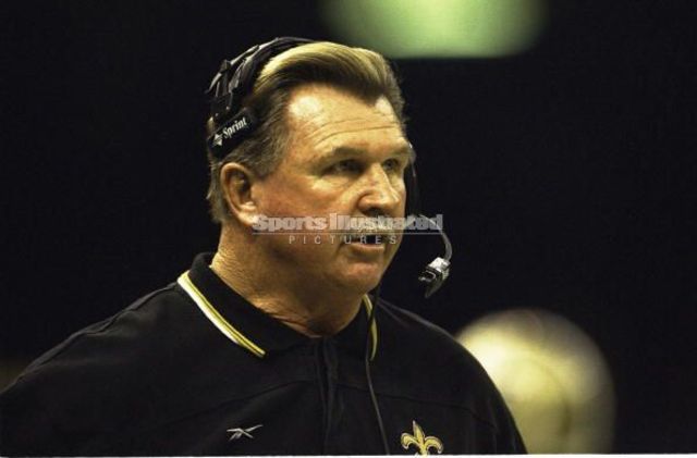 New Orleans Saints hire Mike Ditka