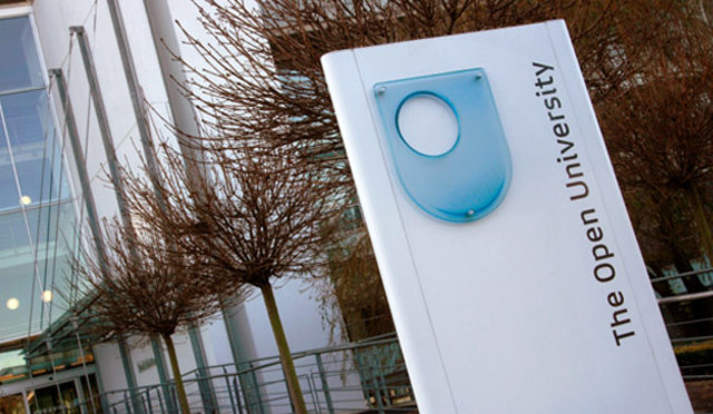 Open University del Reino Unido, Mason, Pegler y Welle (2005)