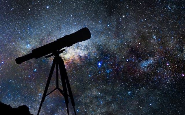 Galileo G:Astrononía.