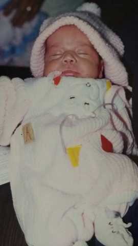 Nací el 09 de noviembre del 2000 a las 6:20 de la mañana