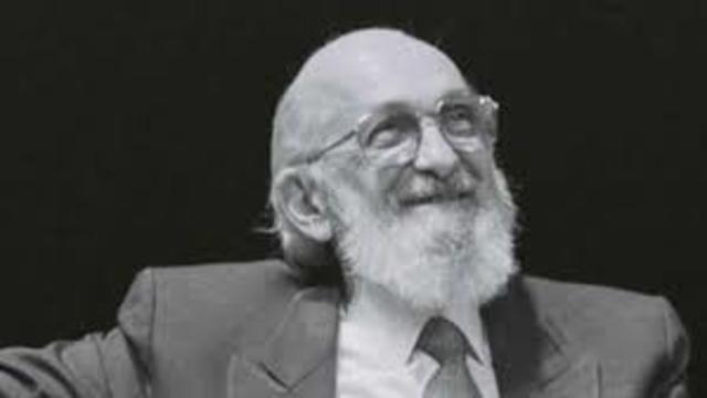 Paulo Freire