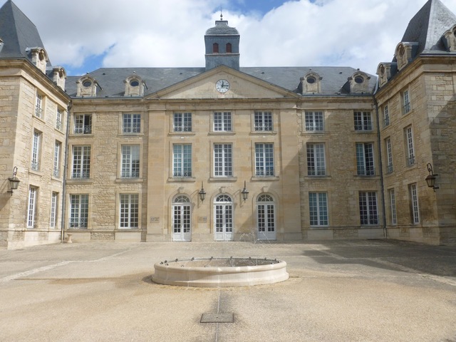 Estudios de Descartes en la Universidad de Poitiers.