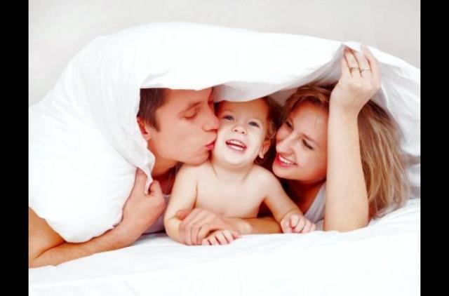 El feto se familiariza con la voz de sus progenitores