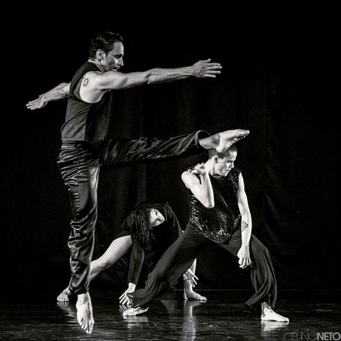 Produção artística por meio de imagens