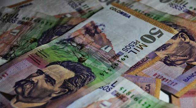 Excabeza de Reficar sigue cobrando millonario sueldo desde su casa