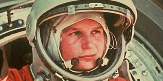 Primer hombre en el espacio