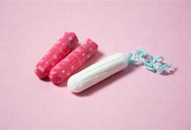 What age should females start using the tampon?