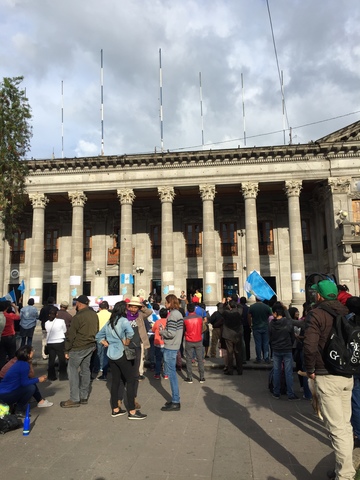 Manifestación contra el Pacto de Golpistas.