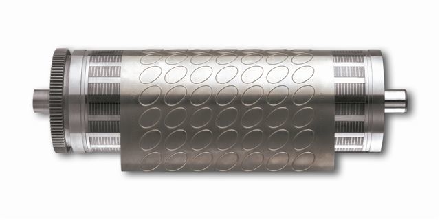 cilindros magnéticos para almacenar información e instrucciones internas.