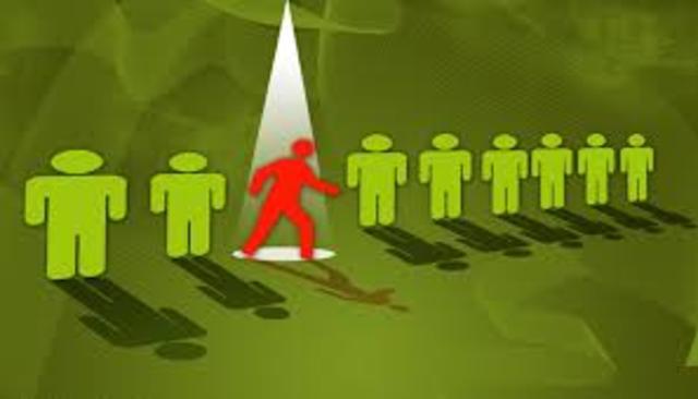 Carl F. Gauss (1777-1855) y Friedrich W. Bessel (1784-1846),