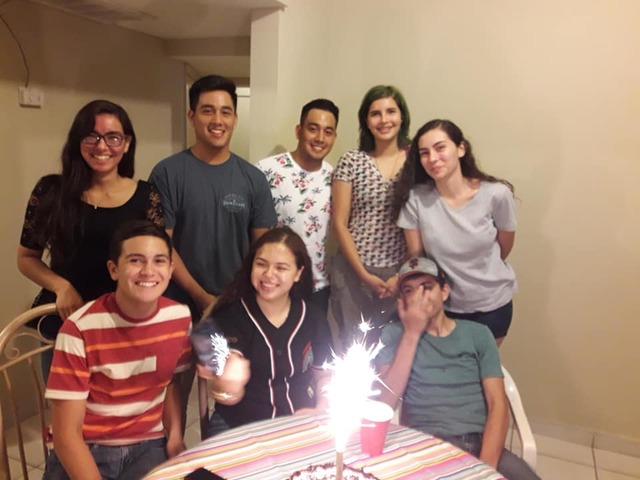 cumpleaños de su prima paloma