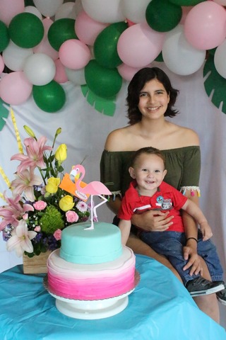 cumpleaños numero 17, con su primito Omar