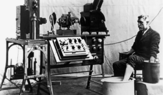 Primer Electrocardiograma