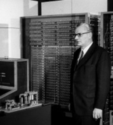 Computador eletrônico