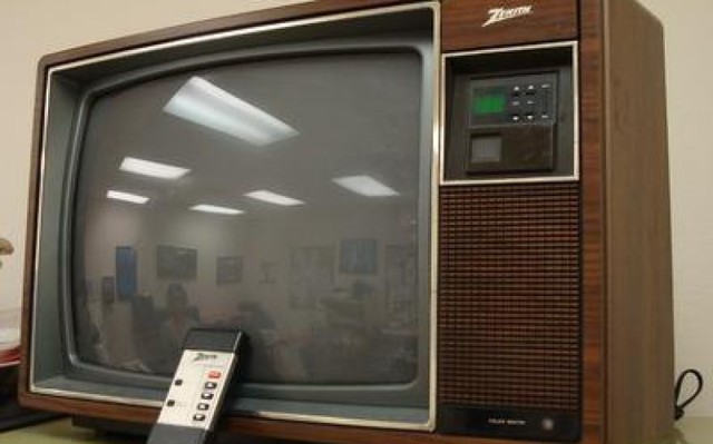 How technology changed TV in the 80's