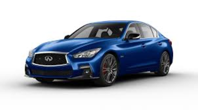 В 2012-м Infiniti перенесла свою штаб-квартиру из центра Nissan в Йокогаме в Гонконг, образовав Infiniti Global Limited. Сейчас руководство намерено сосредоточить большую часть операций на растущем китайском рынке