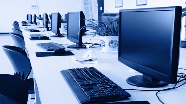 1 millón de computadoras conectadas.