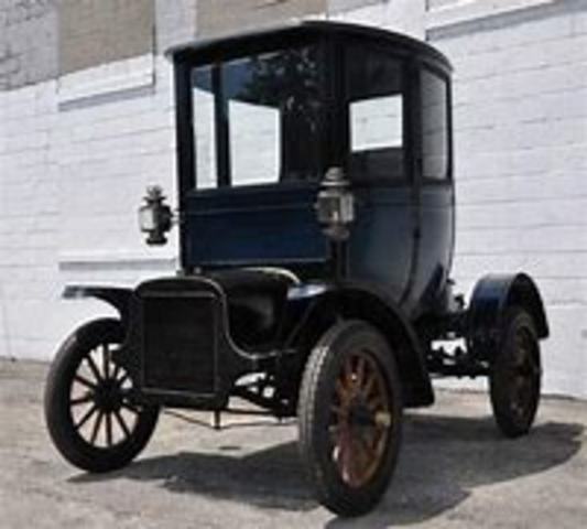 first closed body car