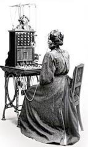 As primeiras telefonistas