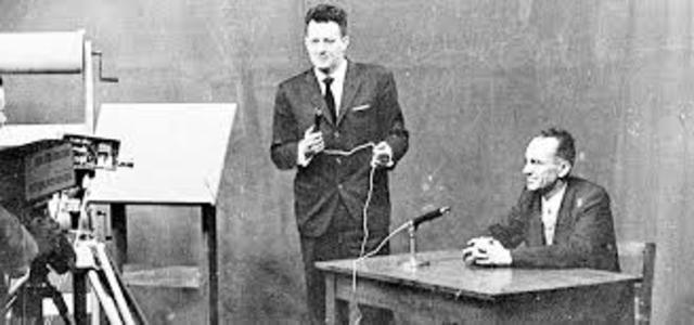 1935: emisiones de la tv