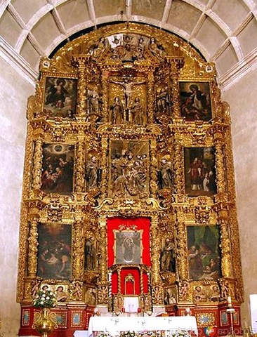 Se construye el Retablo de la iglesia de Metztitlán.