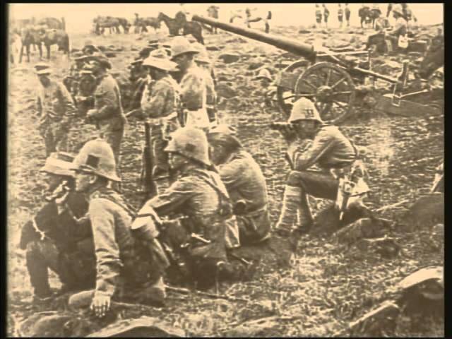 - Los Boers destruyeron una caravana militar. - Transvaal sufrió asedio.