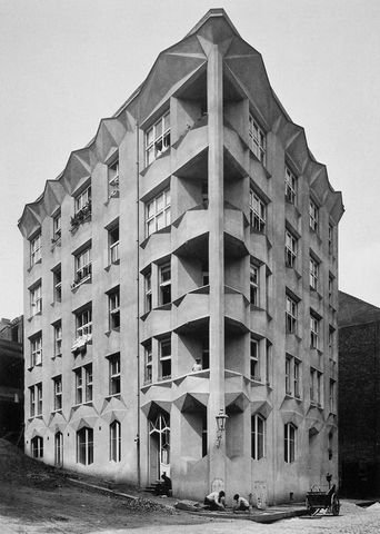 Hodek Apartment House -Josef Chochol