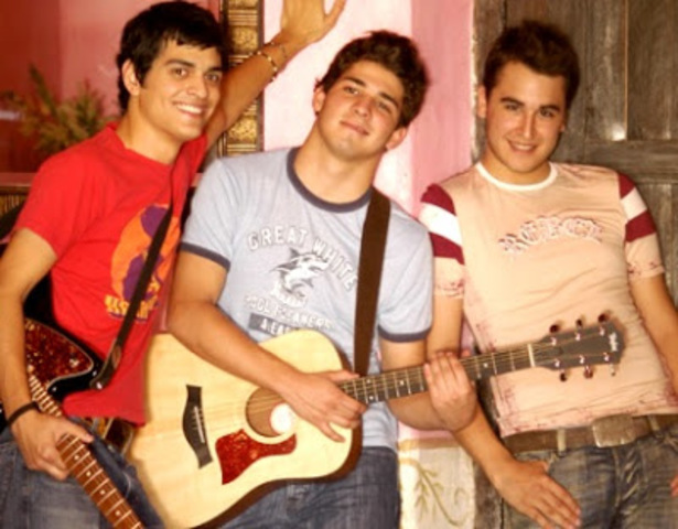 THE BEGINNINGS OF THE BAND