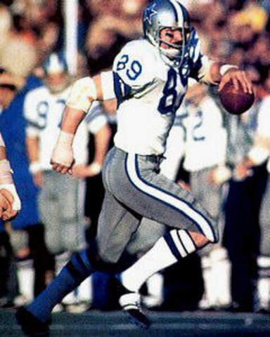 Mike Ditka Traded from the Eagles to the Cowboys