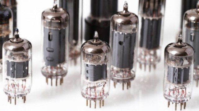 2ªGeneración: 1952 a 1964