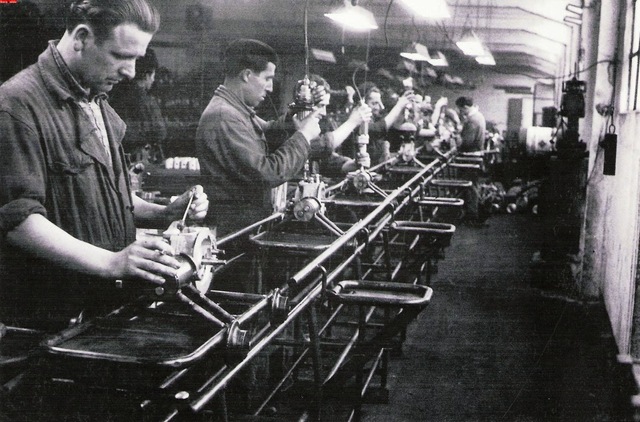 Roberto Hamilton Salarios, materiales, fecha de entrega