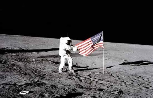 Llegada del primer hombre a la Luna (Científico)